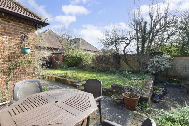 The Bullockshed, Barnett Lane, Wonersh photo 3