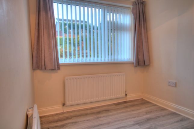 Flat to rent in Lupin Close, Chapel Park, Newcastle Upon Tyne