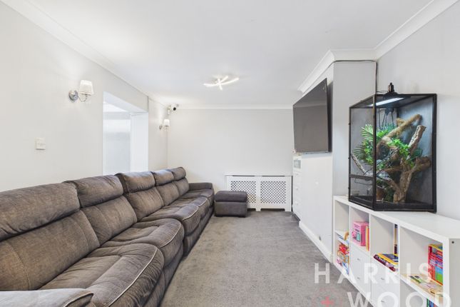 7 Glisson Square, Colchester, Essex photo 3