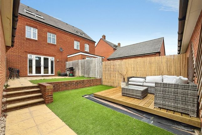60, Ganger Farm Way, Romsey photo 2