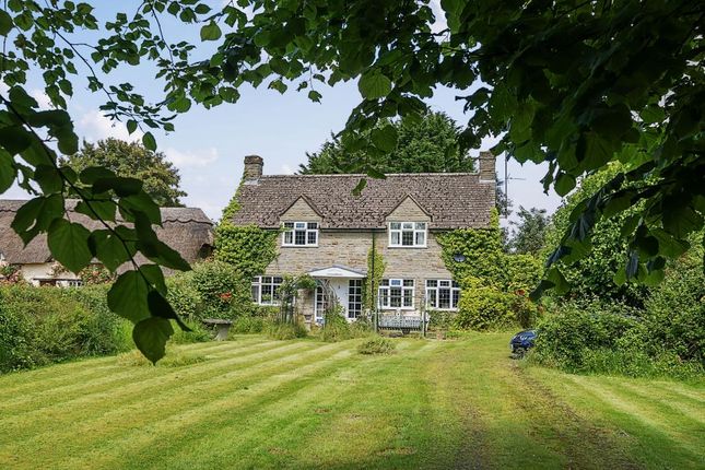 Thumbnail Detached house for sale in High Street, Standlake