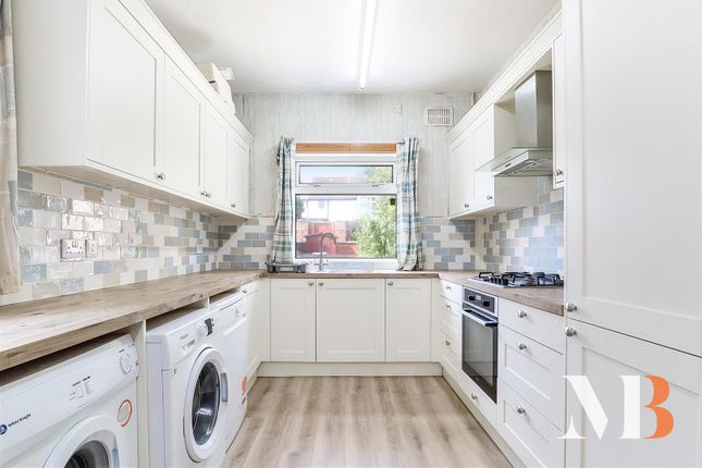 38, Sir Thomas Whites Road, Coventry photo 5
