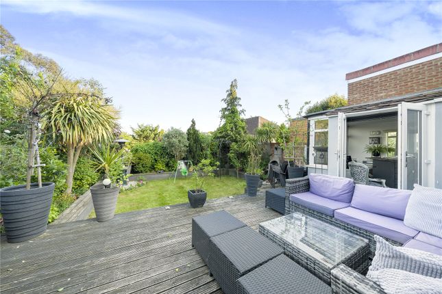 Bungalow for sale in Russell Lane, Whetstone, London