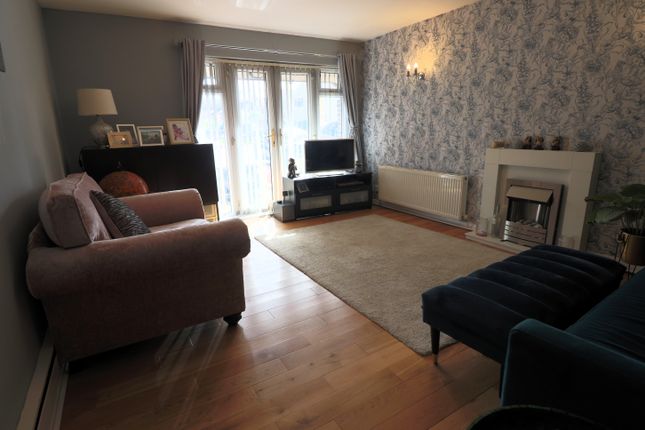 Semi-detached house to rent in Regent Close, Grays