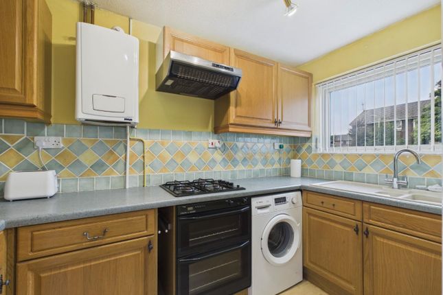 20, Green Lane, Ashford photo 2