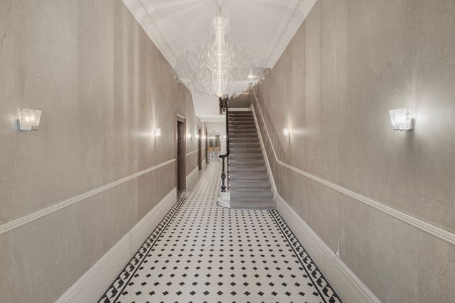 6, Holland Park, Kensington photo 3