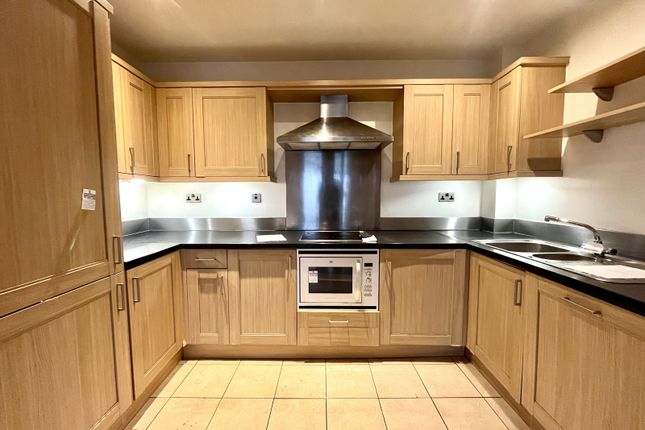 Apartment 1108, X Q 7 Building, Salford photo 4