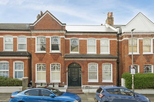 Thumbnail Flat for sale in Dafforne Road, London