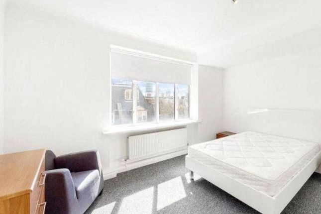 Warren Court, 35, Euston Road, London photo 3