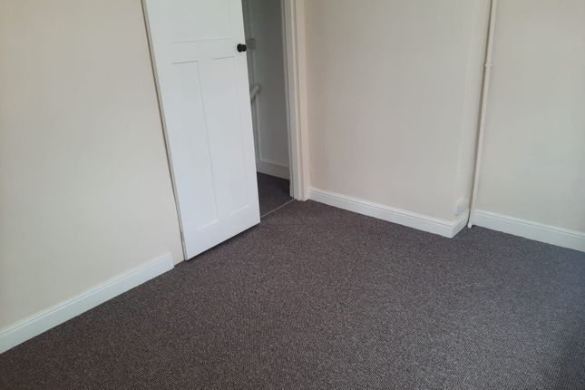 59, High Street, Peterborough photo 2