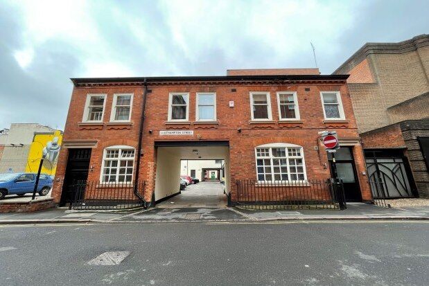 Thumbnail Flat to rent in Southampton Street, Leicester