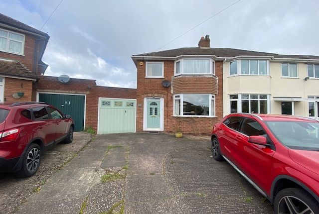 Thumbnail Property to rent in Chapel Avenue, Brownhills, Walsall