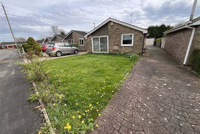 Thumbnail Bungalow for sale in Devonshire Way, Clowne, Chesterfield, Derbyshire