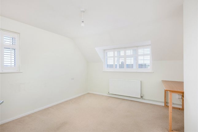 Flat 3,, Eversley Close, Chipping Norton photo 3