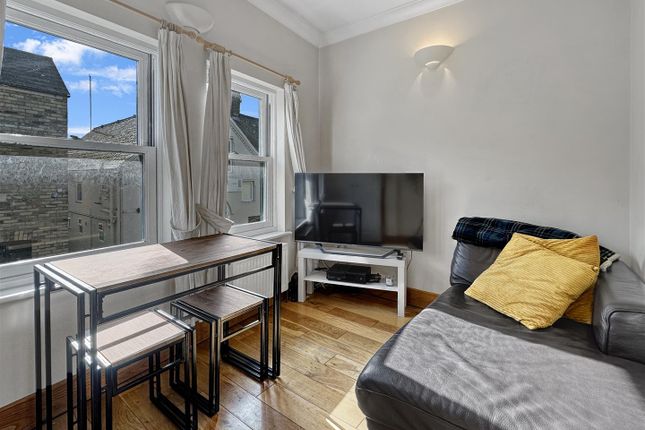 Flat for sale in Mawson Road, Cambridge