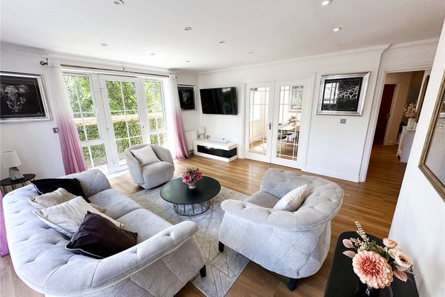 2, Riverside House, Reading photo 3