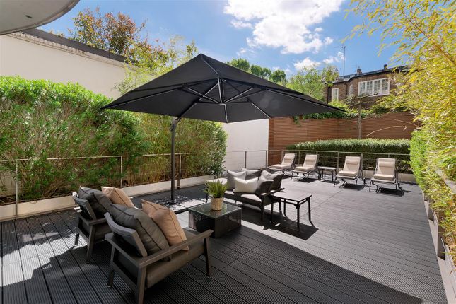 4-bed flat on Flat 6, 21, Chesham Place, London, £9,500,000