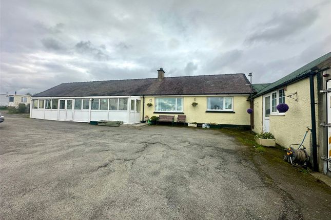 3-bed bungalow on Tanrallt Isaf,, Ceunant, Gwynedd, £399,950