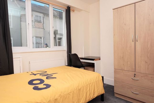 Room to rent in St. Martins Street, Brighton