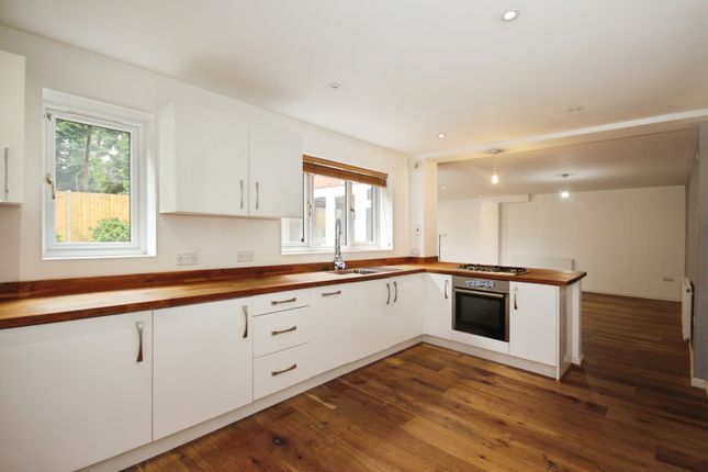 9, Lilacvale Way, West Midlands photo 4