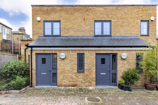 2 Bedroom Houses To Rent In London Zoopla