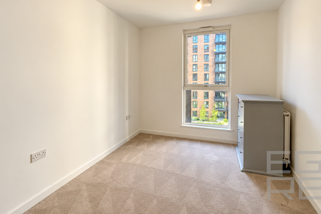 Robusta Court, Hayes photo 2
