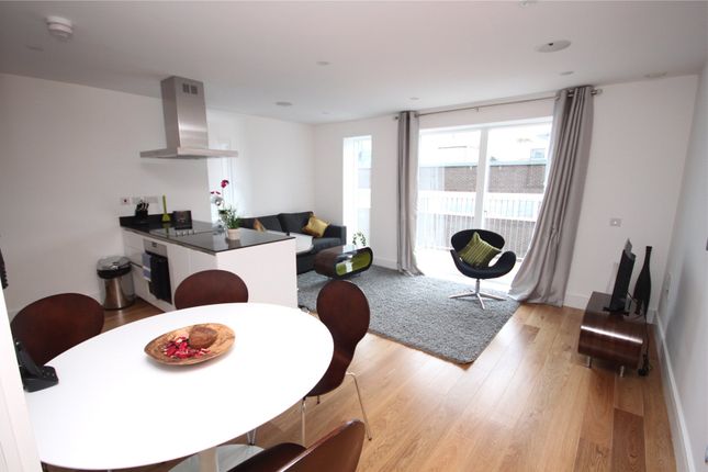 1-bed flat on 18, Gallery Apartments, London, £500,000