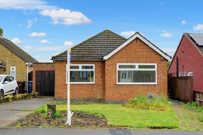 Bungalow to rent in Marina Drive, Spondon