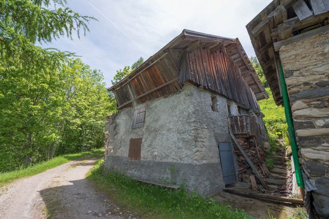 Thumbnail Barn conversion for sale in 73600 Villarlurin, Savoie, Rhône-Alpes, France
