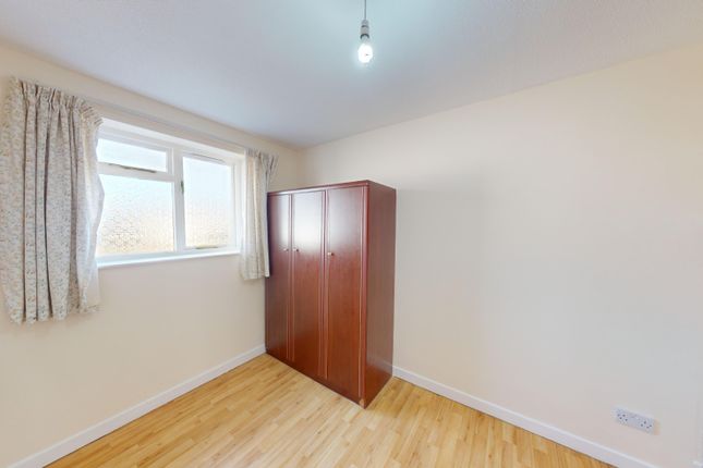 Detached house to rent in Heath Park Avenue, Heath, Cardiff
