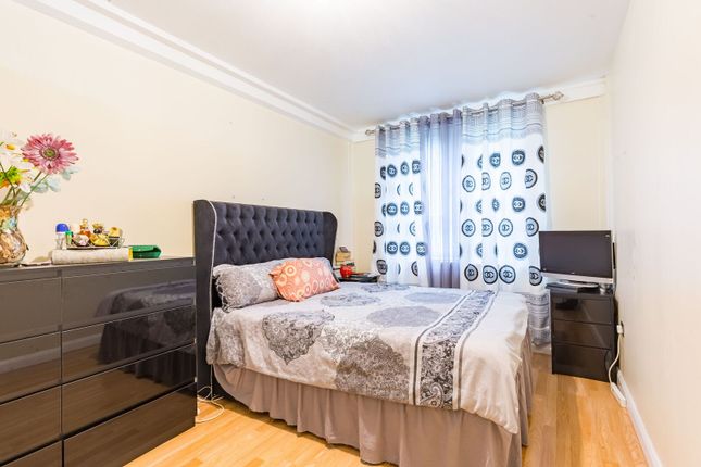 Bradstock Road, Hackney photo 4