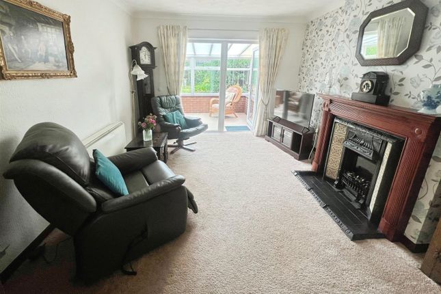 20, Gladstone Road, Lowestoft photo 3