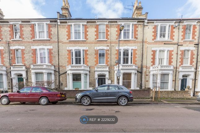 Thumbnail Flat to rent in Stavordale Road, London