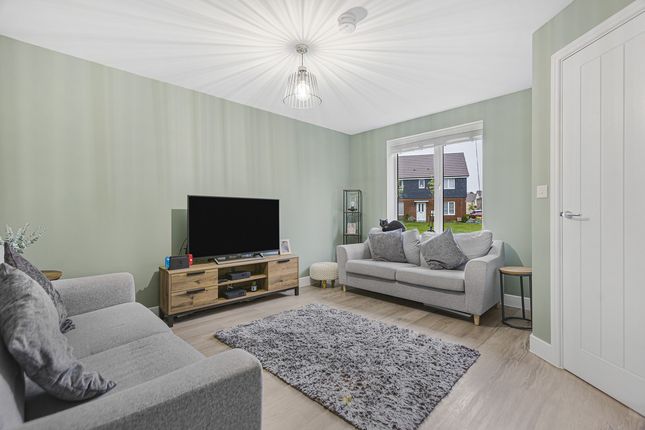 6, Flowe Drive, Wantage photo 2