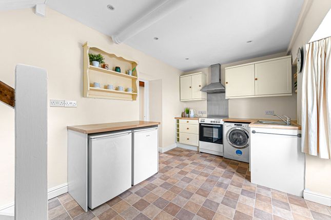 9 Bond End, Knaresborough photo 3