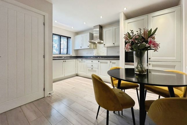 2, Fletcher Crescent, Newcastle Upon Tyne photo 5