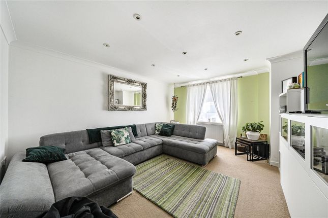 MVTH SO, 4, Hanger Court, Woking photo 2