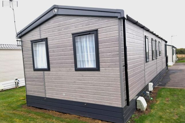 Holiday Home, 2023 Swift Moselle, Low Rd, Harwich photo 3