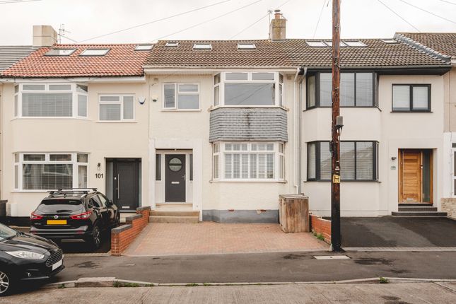 103 Swiss Drive, Bristol photo 3