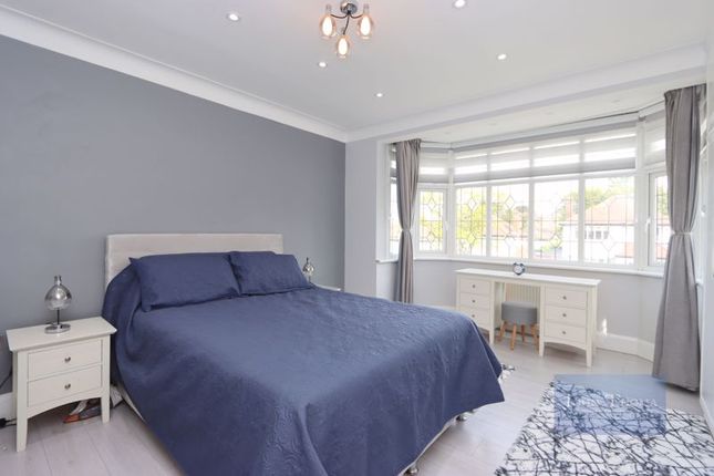 Property to rent in Fontayne Avenue, Chigwell