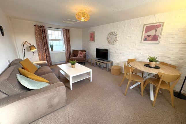 Cullompton photo 2