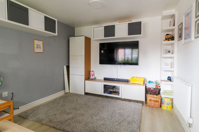 39, Spitalcroft Road, Devizes photo 3
