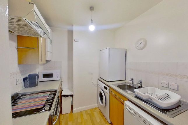 Flat 3/2, 905, Dumbarton Road, Glasgow photo 3