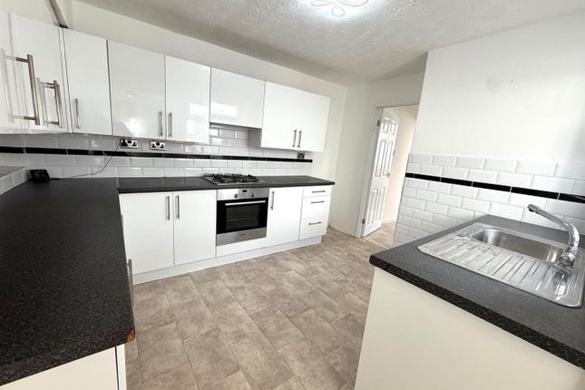 59, Bell Street, Barry photo 4