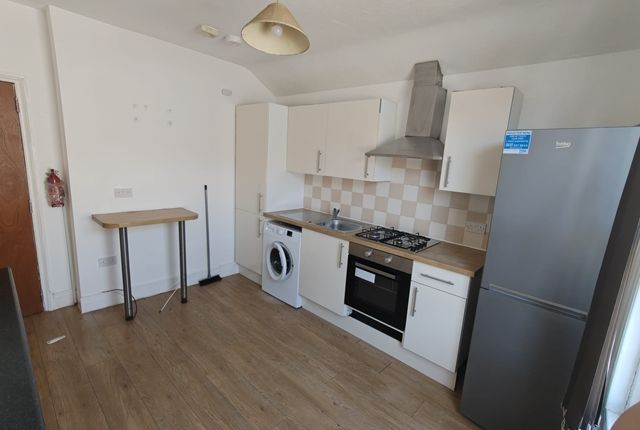 33A, Ashburnham Road Bedfordshire, Bedford photo 3