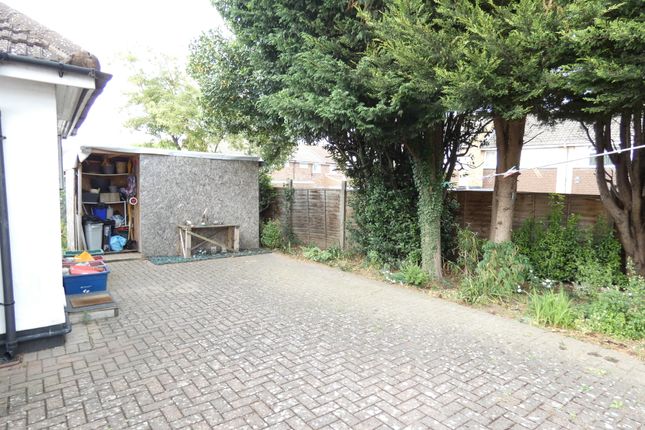 Semi-detached bungalow for sale in Hardwicke Avenue, Heston, Hounslow