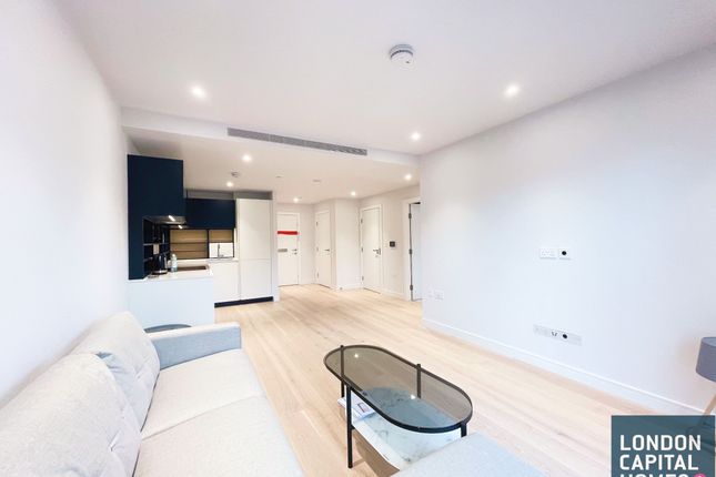 Thumbnail Flat to rent in Lockgate Road, London