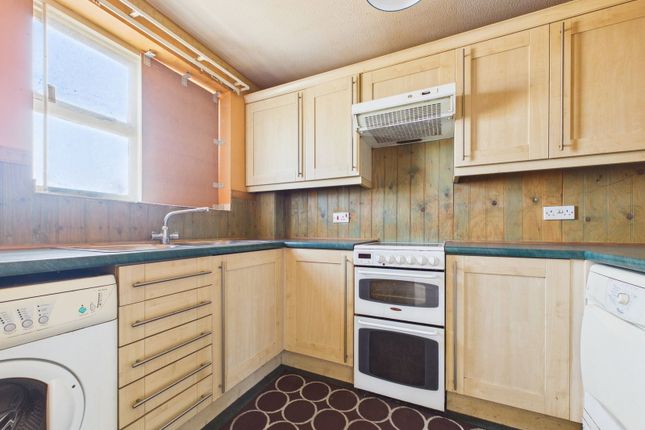 Flat 19 Beech Grove, Old Salts Farm Road, Lancing photo 3