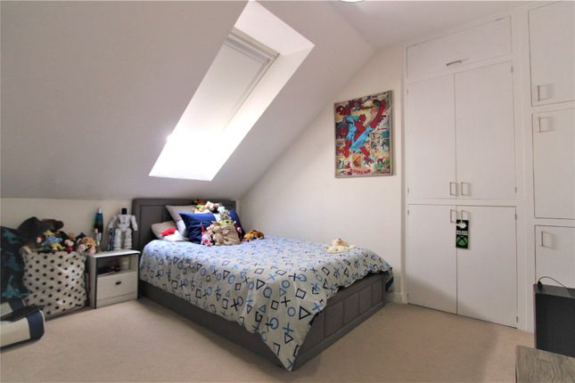 Flat for sale in White Dirt Lane, Clanfield, Waterlooville, Hampshire