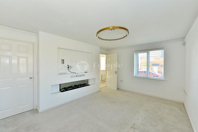1, Rebecca Close, Sutton-in-Ashfield photo 2
